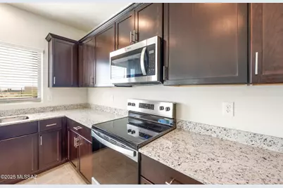 829 W Calle El Teclado, Sahuarita, AZ 85629 - Photo 5