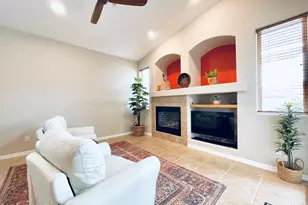 371 W Sacaton Canyon Dr, Oro Valley, AZ 85755 - Photo 7