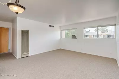 1470 S Palo Verde Avenue #J 201, Tucson, AZ 85713 - Photo 5