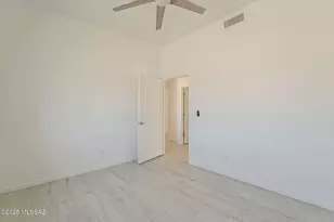 121 W Calle Escudilla, Green Valley, AZ 85614 - Photo 25