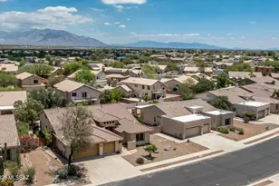 8892 N Silver Moon Way, Tucson, AZ 85743 - Photo 3