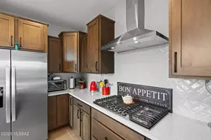 8077 S Sonoran Oak Dr, Vail, AZ 85641 - Photo 17