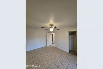 3843 E 32nd Street, Tucson, AZ 85713 - Photo 9