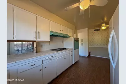 9745 N Calle Loma Linda, Oro Valley, AZ 85737 - Photo 17