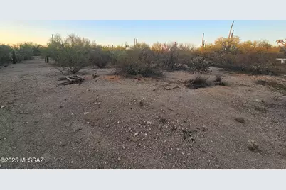 12122 W Lak A Yucca Place, Tucson, AZ 85743 - Photo 27