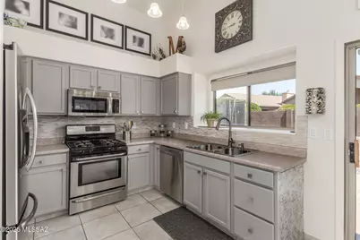 60196 E Crestview Court, Tucson, AZ 85739 - Photo 9