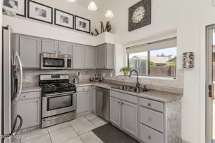 60196 E Crestview Ct, Tucson, AZ 85739 - Photo 9