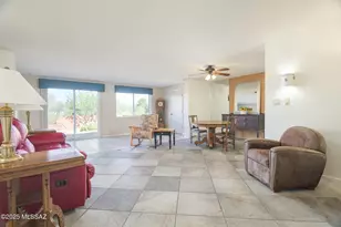841 S Camino Del Monte, Green Valley, AZ 85614 - Photo 3
