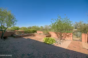 841 S Camino Del Monte, Green Valley, AZ 85614 - Photo 23