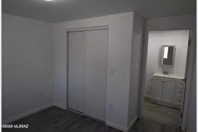 1385 E Hedrick Drive, Tucson, AZ 85719 - Photo 15