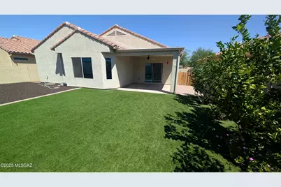 21511 E Prospector Place, Red Rock, AZ 85145 - Photo 3