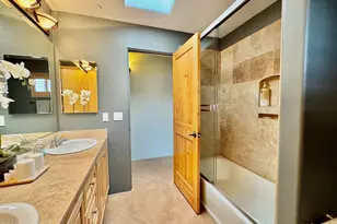 11096 N Pusch Ridge View Pl, Oro Valley, AZ 85737 - Photo 21