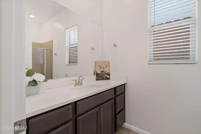 10630 N Iron Peak Drive, Tucson, AZ 85742 - Photo 33
