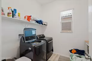 10630 N Iron Peak Dr, Tucson, AZ 85742 - Photo 25