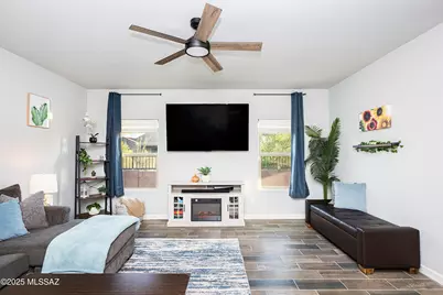 223 W Sg Posey Street, Vail, AZ 85641 - Photo 9