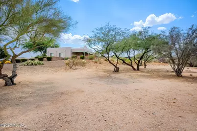1044 W Camino Del Desierto, Green Valley, AZ 85614 - Photo 39