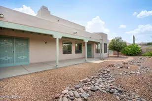 1044 W Camino del Desierto, Green Valley, AZ 85614 - Photo 43