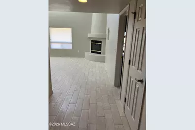1044 W Camino Del Desierto, Green Valley, AZ 85614 - Photo 9