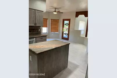 1044 W Camino Del Desierto, Green Valley, AZ 85614 - Photo 15