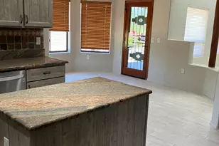 1044 W Camino del Desierto, Green Valley, AZ 85614 - Photo 15