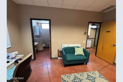 801 N Wilmot Road #F, Tucson, AZ 85711 - Photo 17