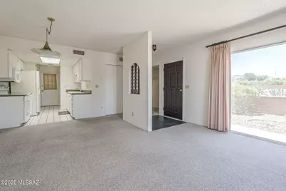 261 W Placita De Los Anillos, Green Valley, AZ 85614 - Photo 7