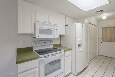 261 W Placita De Los Anillos, Green Valley, AZ 85614 - Photo 15