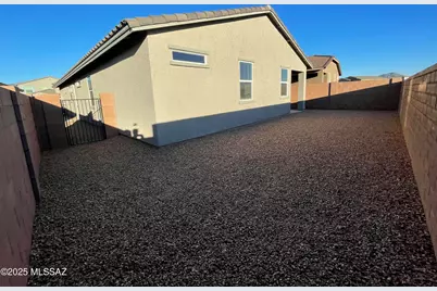 8556 S Placita Reata, Vail, AZ 85641 - Photo 13