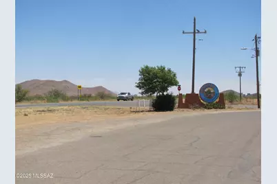 101 N Frontage Road, Pearce, AZ 85625 - Photo 5