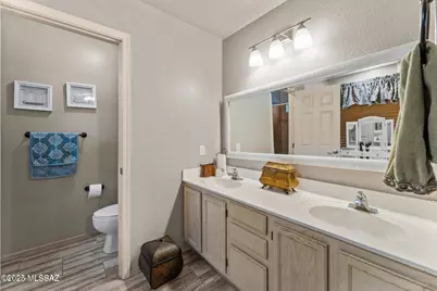 8902 N Soft Winds Drive, Tucson, AZ 85742 - Photo 15