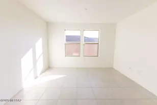 9571 E Wynalda Dr, Tucson, AZ 85747 - Photo 5