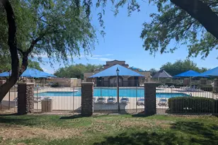 707 W Calle Capotasto, Sahuarita, AZ 85629 - Photo 29