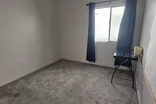 7514 W Phobos Dr, Tucson, AZ 85743 - Photo 11