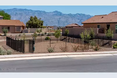 9148 E Indigo Bluff Street, Tucson, AZ 85730 - Photo 11