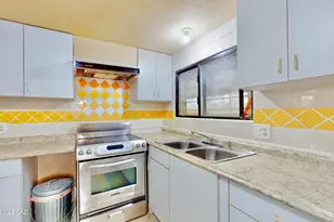 6911 W Tumbling T, Tucson, AZ 85757 - Photo 9