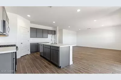 9801 N Heavenly Bamboo Drive, Marana, AZ 85653 - Photo 7