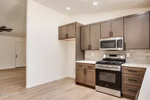 320 N Estill Dr, Oracle, AZ 85623 - Photo 5