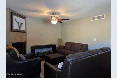 6651 N Campbell Avenue #APT 181, Tucson, AZ 85718 - Photo 5