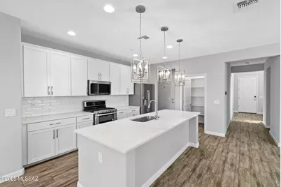 14241 E Hub Drive, Vail, AZ 85641 - Photo 9