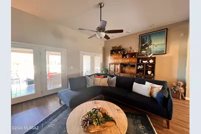 1138 W Masters Circle, Tucson, AZ 85737 - Photo 9