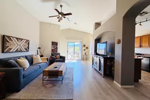 39577 Diamond Bay Dr, Tucson, AZ 85739 - Photo 11