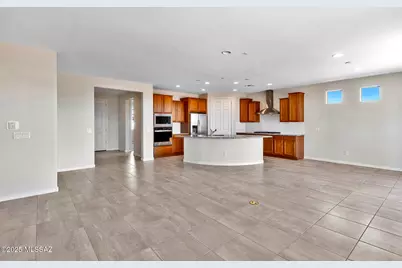 8302 S Stargilia Court, Tucson, AZ 85747 - Photo 11