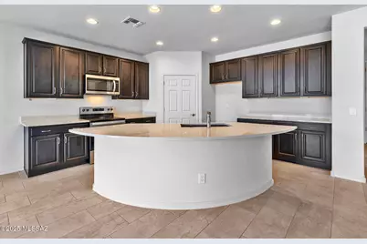 8389 S Coral Root Drive, Tucson, AZ 85747 - Photo 13