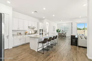 5190 W Ridgemont Ct, Tucson, AZ 85742 - Photo 3