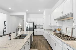 5190 W Ridgemont Ct, Tucson, AZ 85742 - Photo 5