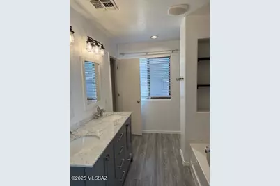 11117 W Golden Willow Drive, Marana, AZ 85653 - Photo 13