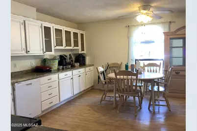 28 E Cochise Way, Cochise, AZ 85606 - Photo 11