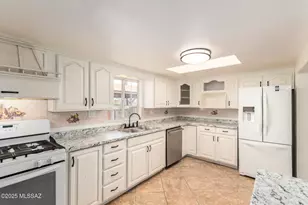 3133 N Iroquois Ave, Tucson, AZ 85705 - Photo 15