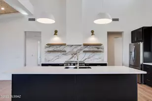 2750 W Black Cloud Ct, Tucson, AZ 85745 - Photo 13