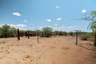 12631 W Blue Aloe St, Tucson, AZ 85735 - Photo 17